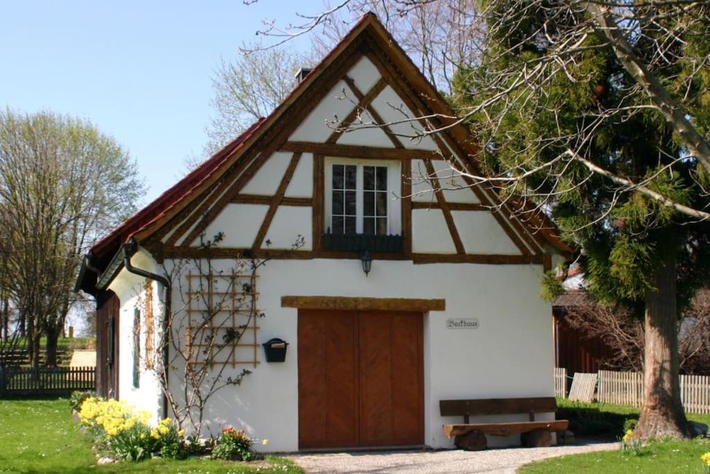 Wohlfuehlapartment Mit Charme Hergensweiler Exterior photo